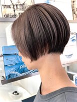 ルートエイチ 市川(Root H) ダブルカラーミルクティーベージュインナーカラーショートボブ