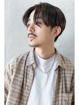 イオ 本厚木(io) センターパートメンズカットビジネス黒髪ニュアンスパーマ