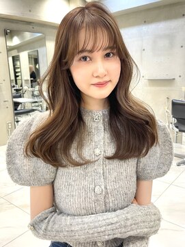 サイン 渋谷(SIGN) ザクザクレイヤーカット巻き方簡単ロング韓国アイドル表参道渋谷