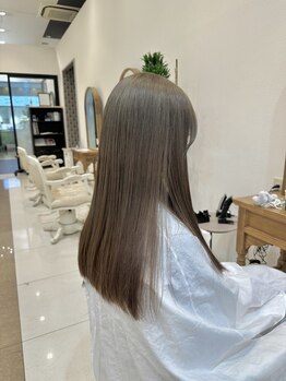 最上質のヘアケアで髪からもっと美しくなれる☆濃密な泡で包み込み、補修しながら潤いを閉じ込めます◇