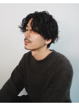 レタッチバイフィフス(RETOUCH by fifth) 原宿センターパートシャドウパーマフェザーパーマ