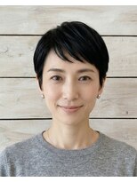 ファミエス(fumies.)&nbsp;タイトなショート・ナチュラルブラック