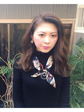 ロイ プラスアティック(roi ＋attic) 谷町6丁目美容室◆異空間美容室roi◇