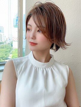 アフロート ディル(AFLOAT D'L) 大人かわいい ヨシンモリ グレーべージュ 外ハネ くびれヘア