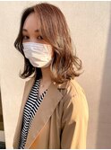 ヨシンモリ×ベージュカラー