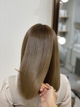 水素×ヒト幹細胞の効果でなめらかで潤いのある髪質改善☆