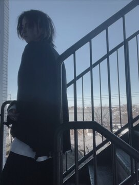 シン(syn) ミディアム センターパート