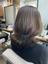 ヘアアンドメイク スタジオ ミムロ(HAIR&MAKE STUDIO MIMURO)&nbsp;プチウルフのミディアムレイヤー