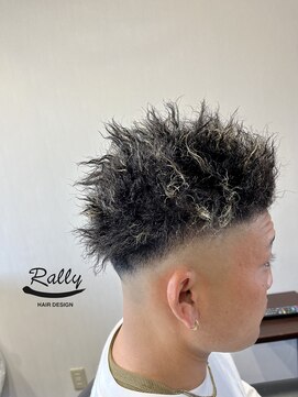 ラリー(Rally) ハードツイストパーマ＋スキンフェードカット
