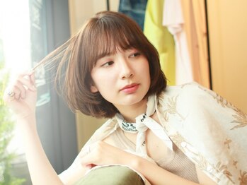 ナンバー イル デュッカ 札幌(N° il duca)の写真/《トレンド×小顔》上品なヘアから大人っぽナチュラルヘアまで☆縛っても可愛い顔まわりは360度美人見え♪