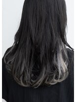 サロン マーニ(salon m ni) インナーカラー×ホワイトべ