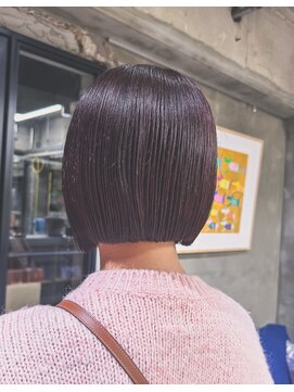 ニイ(nii.) ミニボブに暖色カラー