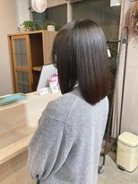 スアバイキキ(SuA by kiki.)&nbsp;レイヤーボブ/外ハネボブ/大人ショート/ニュアンスカラー[千葉]