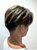 センターパートスタイル
