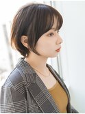 耳かけショートボブ