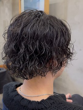 オルト(Altn) 大人の波巻きスパイラルパーマミディアムロングメンズカットヘア