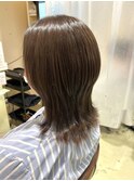 髪質改善カラー　ブラウン　ツヤ髪スタイル　ミディアムレイヤー