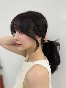 アマトウキョウスマートサロン(AMA TOKYO×Smart Salon) 韓国ヘア 2wayバング レイヤーカット くびれヘア 顔周り