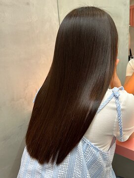 ロンドポレール 北千住(Lond polaire) 暗めカラー/韓国風巻き/レイヤーカット/髪質改善/縮毛矯正/