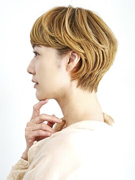 前下がりショート・ボブ/絶壁解消/前髪あり/40代/30代/外ハネ