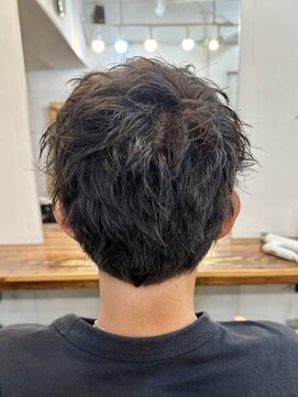 ファルベ(Farbe) フェザー/サーフカール/センターパート/波巻きツイスパ