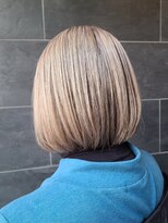 クシェルヘア(kuschel hair)&nbsp;【白髪率８０％】白髪を活かしたミルクティーベージュ＆縮毛矯正