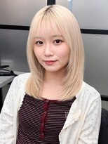 エミュ(Aimu.)&nbsp;透明感ホワイトブロンドカラー
