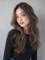 トリニティ(trinity)&nbsp;大人ブリーチ ハイライト バレイヤージュベージュレイヤーカット