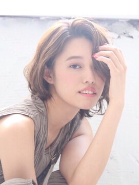 オリーブスバイネオリーブ(Olive's by neolive) ホワイトベージュアッシュ