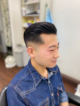 トゥギャザー(Together) サイドパート&ミドルフェード