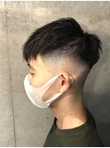 メンズ刈り上げ短髪スキンフェード前下がりマッシュダウンバング