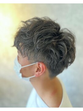 ブリングアウト(BRINGOUT) ツイストスパイラルパーマ