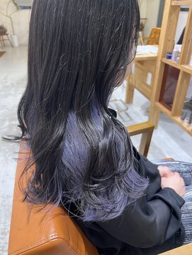 ジジ 宇都宮(Gigi) ツヤ髪スタイル/インナーカラー/暗髪