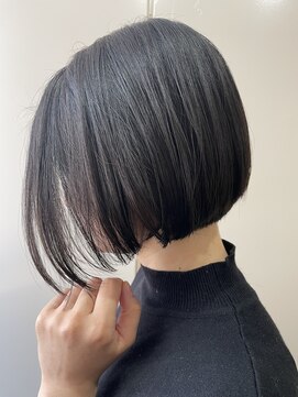 シュロ(Shuro 棕櫚) シンプルボブ