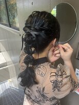 プランツヘアー&nbsp;編みおろしポニー☆