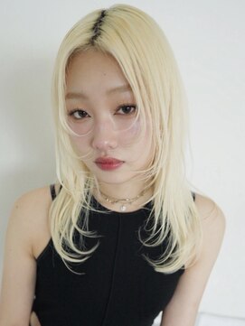 トリッカ シブヤ(TRICCA SHIBUYA) ブリーチカラー/ ミディアムレイヤー/ シャギーレイヤー