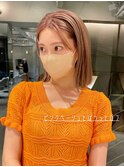 ピンクベージュとぱつっとボブが可愛い