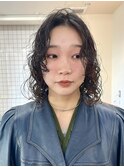 ニュアンスパーマ　大きめカールパーマ　ミディアムパーマ