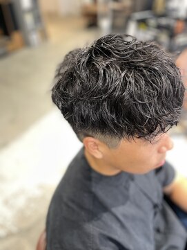 ロスコ(ROTHKO) 【ツイストスパイラルパーマ】