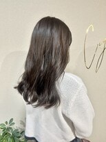 シヨン(ciyon.)&nbsp;透明感グレージュ☆韓国くびれレイヤーロング