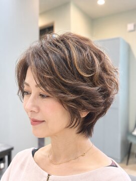 エオン(eon) ショートパーマ【eon】#トップにボリューム#ショート#50代