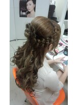 エヌエービー 池袋店(N.A.B.) ハーフアップ(ヘアセット)