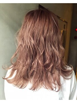 ジーナ(XENA) クリーミーピンクベージュ