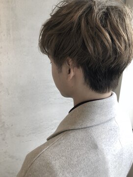 イロ ヘアー(iro hair) マッシュショート