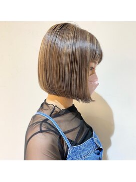 ネオリーブギンザ 銀座店(Neolive GINZA) 内巻き　ミニボブ　ハイライト