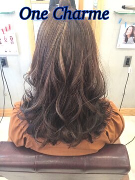 ワンシャルム(One Charme) ナチュラルhighlight×ラベージュカラー