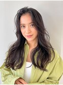 簡単スタイリングロングヘアー〈グレージュカラー〉