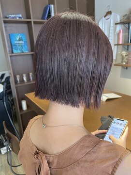 ヘアーアンドライフ ドア(hair&life Door) 秋のラベンダー×王道ミニボブ