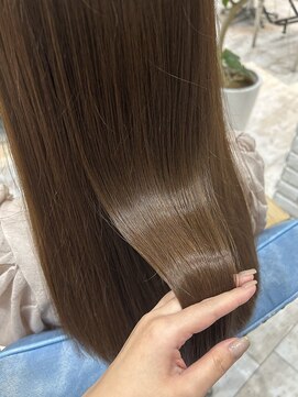 アルーシェ 心斎橋(Alushe) 髪質改善トリートメント