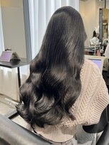 ソヨン 栄2号店(SOYON)&nbsp;黒髪/グレーベージュ/レイヤーロング/前髪パーマ/髪質改善